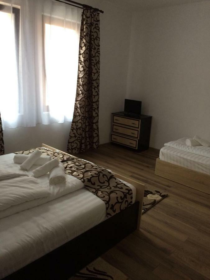 M Dey Hotel Felsővisó Kültér fotó